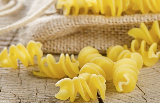 52. Macarrão na frigideira