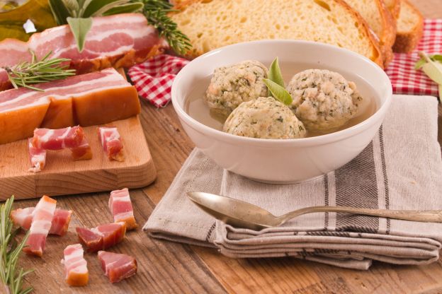 1h - Canederli com Speck