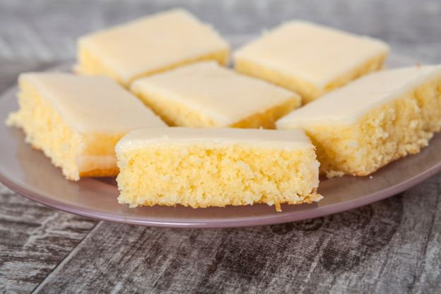 Bolo de limão glaçado da Vó Sâmara