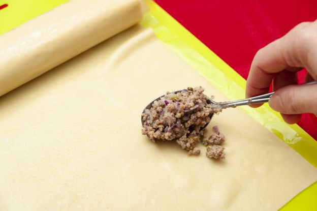 Preparação do pastel de carne