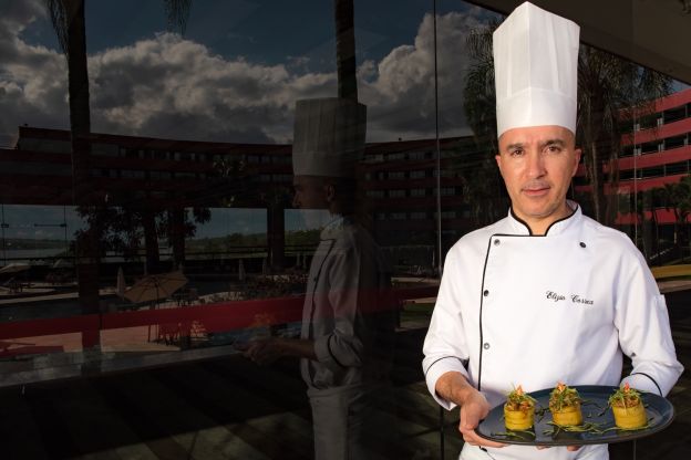 RAGU DE FRANGO CAIPIRA COM POLENTA - Preparação