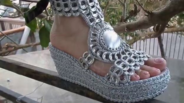 DEIAS PARA SE REAPROVEITAR OS LACRES DAS LATINHAS USADAS