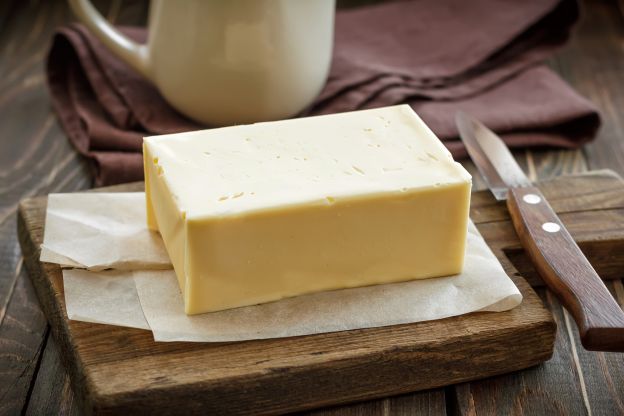 Manteiga de qualidade e amolecida