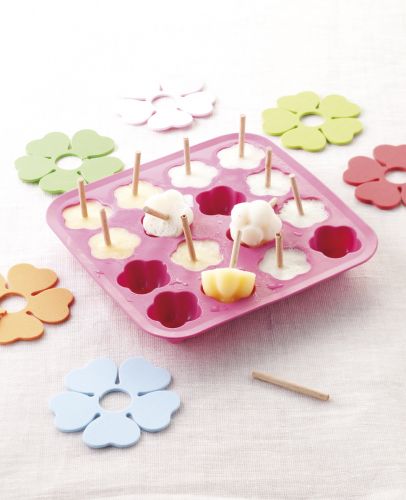 Mini picolés de lichia e abacaxi