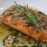 28. Salmão na manteiga d'alho com alecrim