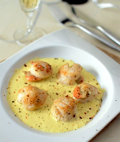 Vieiras ao molho de Champagne