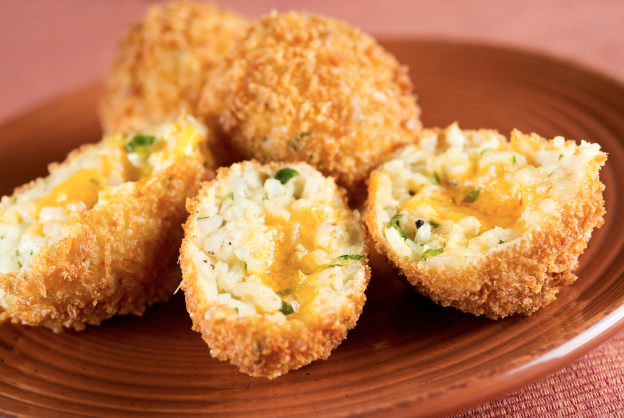 Arancini - Croquetes de arroz com açafrão e queijo