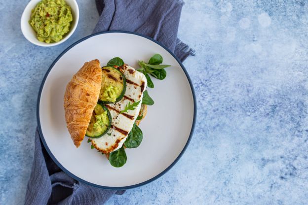 Croissants com Halloumi grelhado