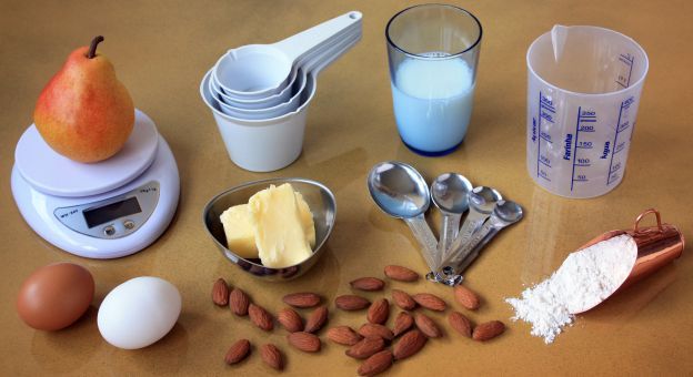 Debutante em confeitaria