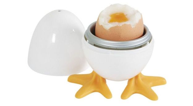 Cozinhando ovos no micro-ondas