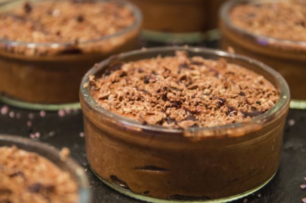 Mousse de chocolate funcional (com abacate e banana)