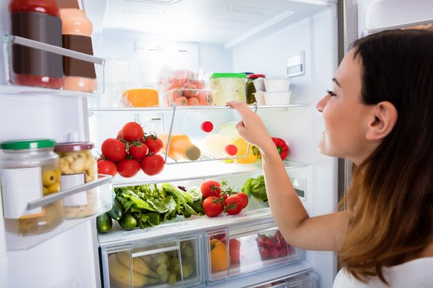 Não coloque morangos na geladeira