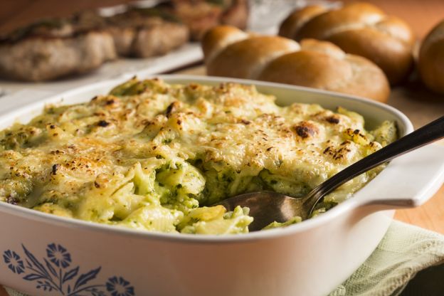 Gratinado de macarrão ao pesto