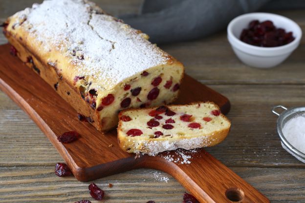 Cake com cranberries