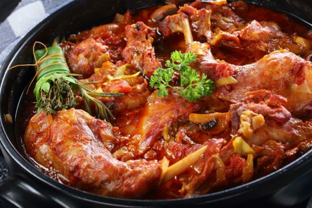 Conejo en Salmorejo (Coelho em Salmorejo)