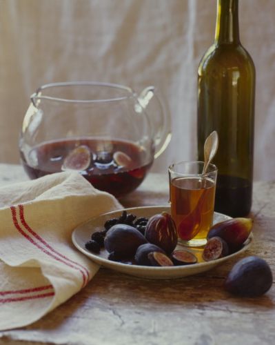 Sangria branca e figos