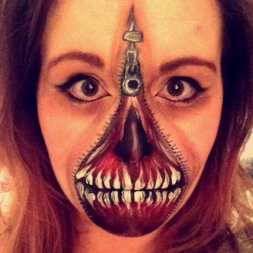 Fecho éclair no rosto