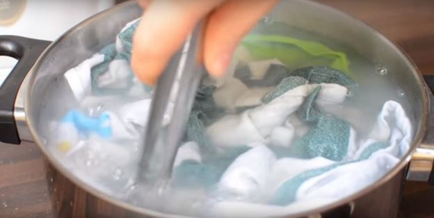 COMO LIMPAR PANOS DE PRATO