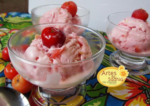 Sorvete de acerola