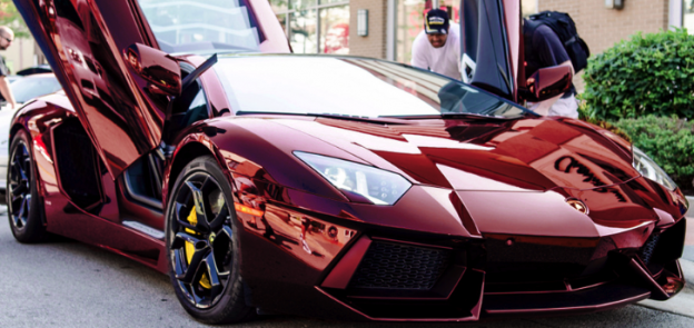 2. Lamborghini Aventador