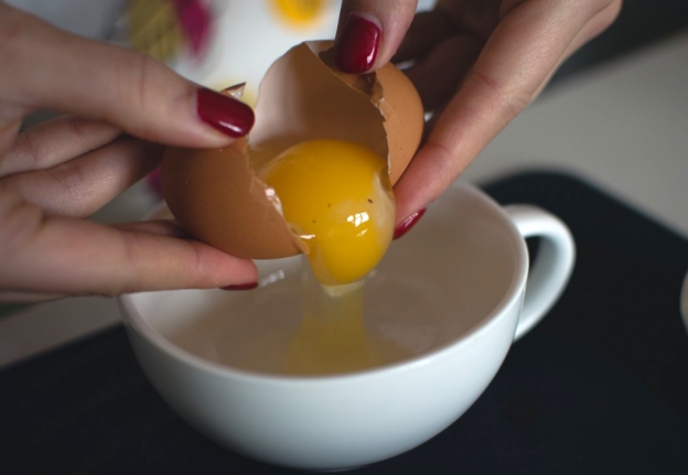 91. Caiu casca de ovo no ovo?