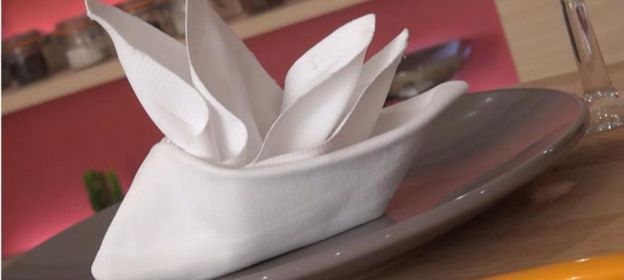 Dobradura de guardanapo: veleiro