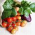 Servir seus pratos com abundância de legumes