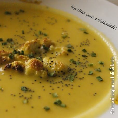 Sopa de Batata Doce com Couve-Flor e Abóbora