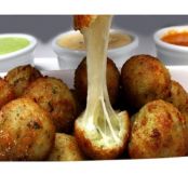 Bolinho de arroz com queijo