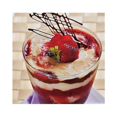 Pavê cremoso de morango