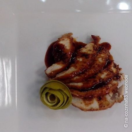 Lombro Grelhado ao Molho de Vinho