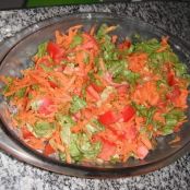 Salada de Tomate, Alface e Cenoura Crua
