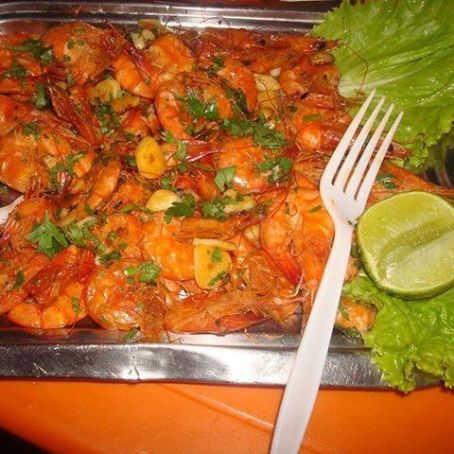 Camarão ao alho e óleo