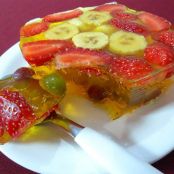 SOBREMESA DE GELATINA E FRUTAS