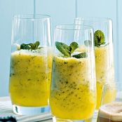 Frapê de Abacaxi e Hortelã