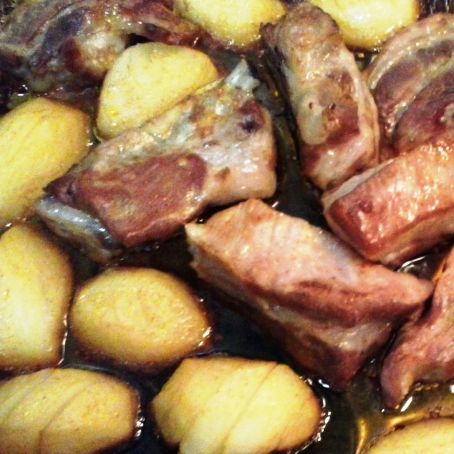 Costela com Batatas Au Molho de Cana