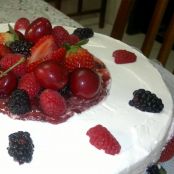 Torta gelada de frutas vermelhas