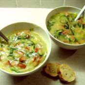 Caldo de verde com calabresa 