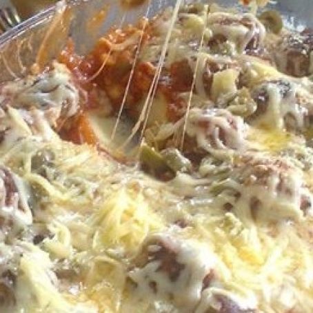 Almôndegas gratinadas com purê de batatas