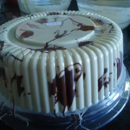 Bolo Bombom de Chocolate Branco