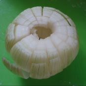 Cebola do Outback (Blossom Onion Maker) - Etapa 1