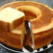 Bolo de arroz cozido simples de liquidificador