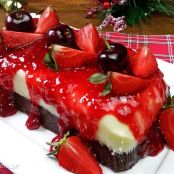 Terrine de chocolate com calda de frutas vermelhas