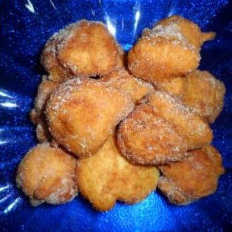 Bolinho de chuva com bananas