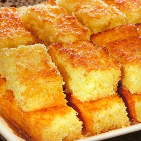 Bolo de coco e queijo