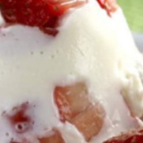 Flã light de coco com morango