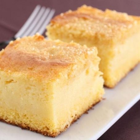 Bolo de fubá cremoso