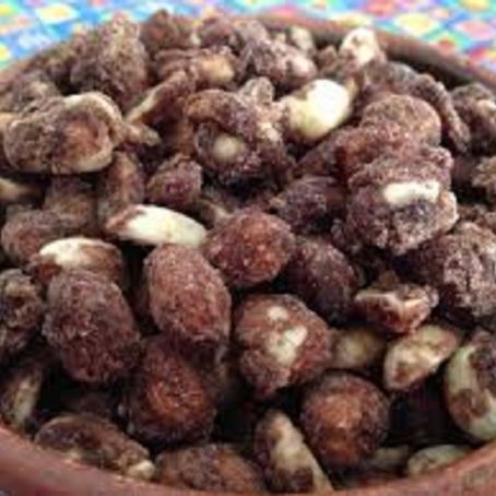 Amendoim doce de chocolate