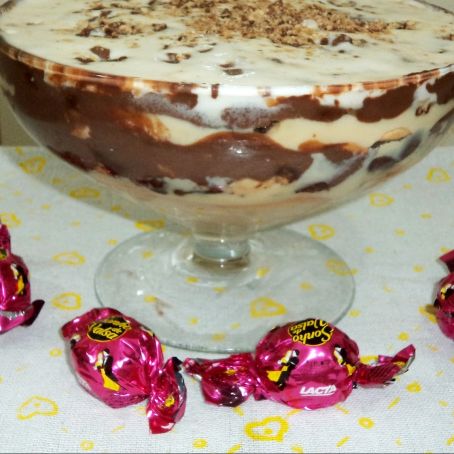 Pavê de Sonho de Valsa na travessa