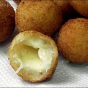 Bolinhas de Queijo